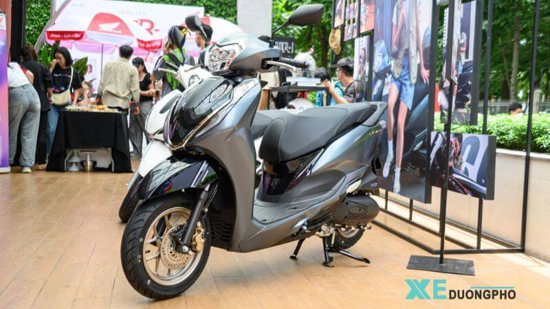 Màu xe Lead nào đẹp nhất? Cách chọn màu theo phong thủy 6 Màu xe Lead nào đẹp nhất ảnh 1